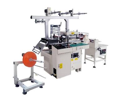 紙箱包裝企業(yè)：學(xué)會(huì)這兩點(diǎn)，輕松采購(gòu)模切機(jī)