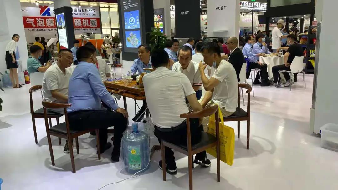 高速印刷機(jī) 高速印刷機(jī)